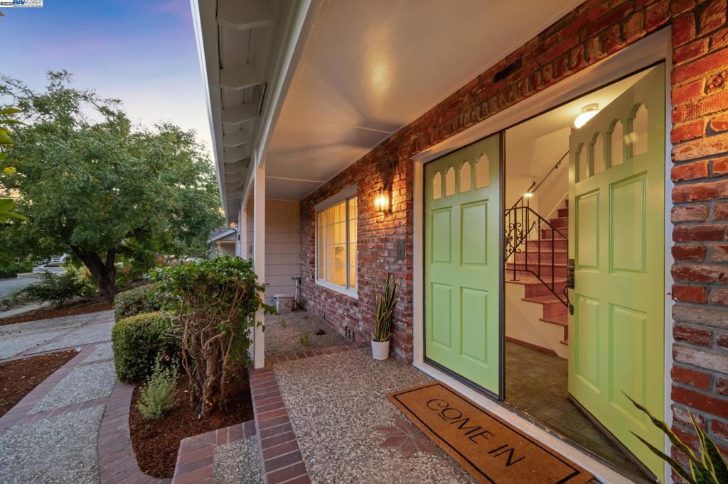 COLONY PARK - Residential