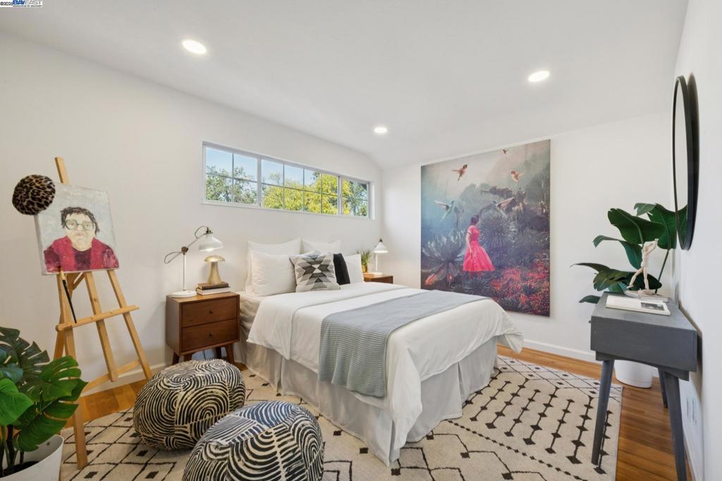 COLONY PARK - Residential