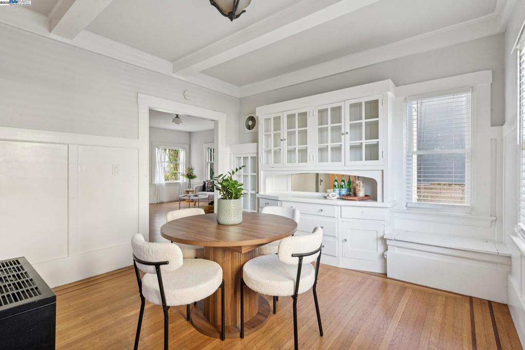 LAKE MERRITT - Residential Income