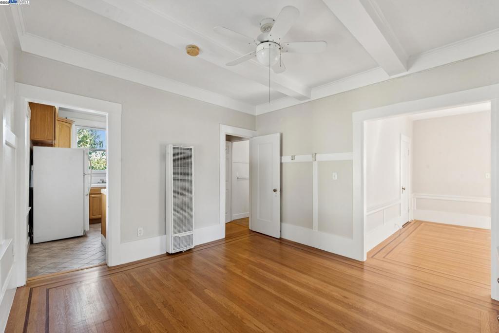LAKE MERRITT - Residential Income