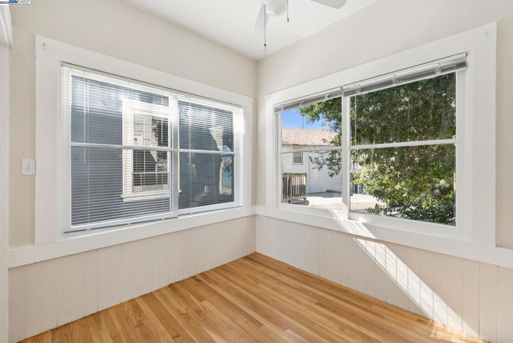 LAKE MERRITT - Residential Income