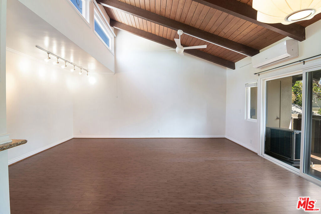 4925 Indian Wood Road 474