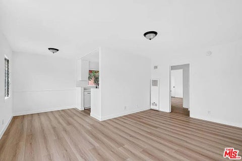 Photo of 4777 San Vicente Boulevard #8, Los Angeles, CA 90019 (MLS # 26869541)