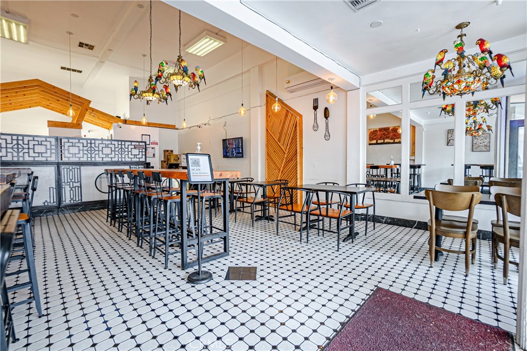 165 N Glassell Street