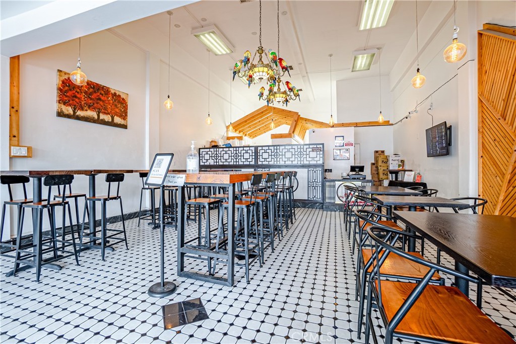 165 N Glassell Street