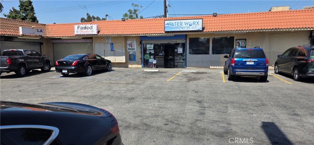 609 N Long Beach Boulevard