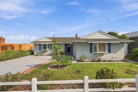 Photo of 5409 Paseo De Pablo, Torrance, CA 90505 (MLS # SB26210354)