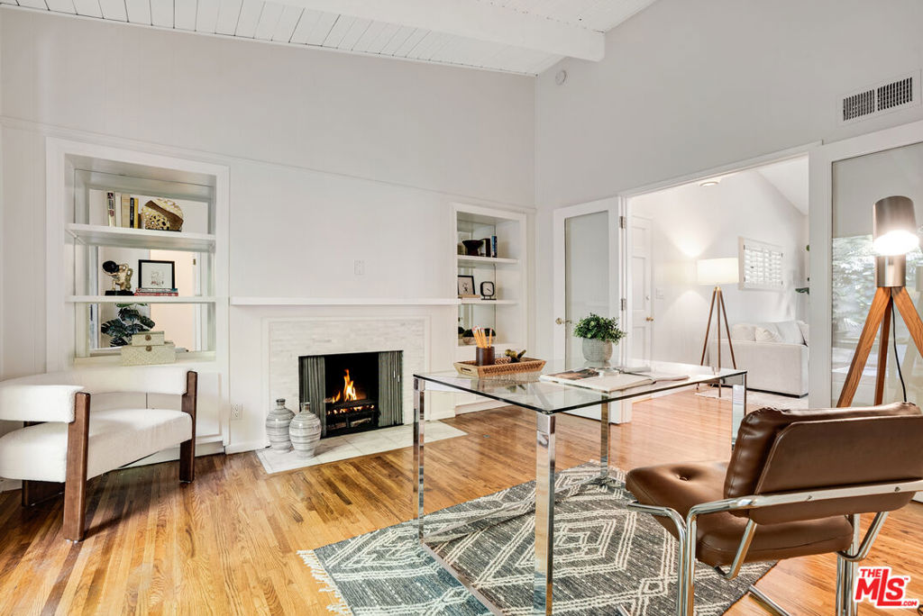 1115 N Beverly Glen Boulevard