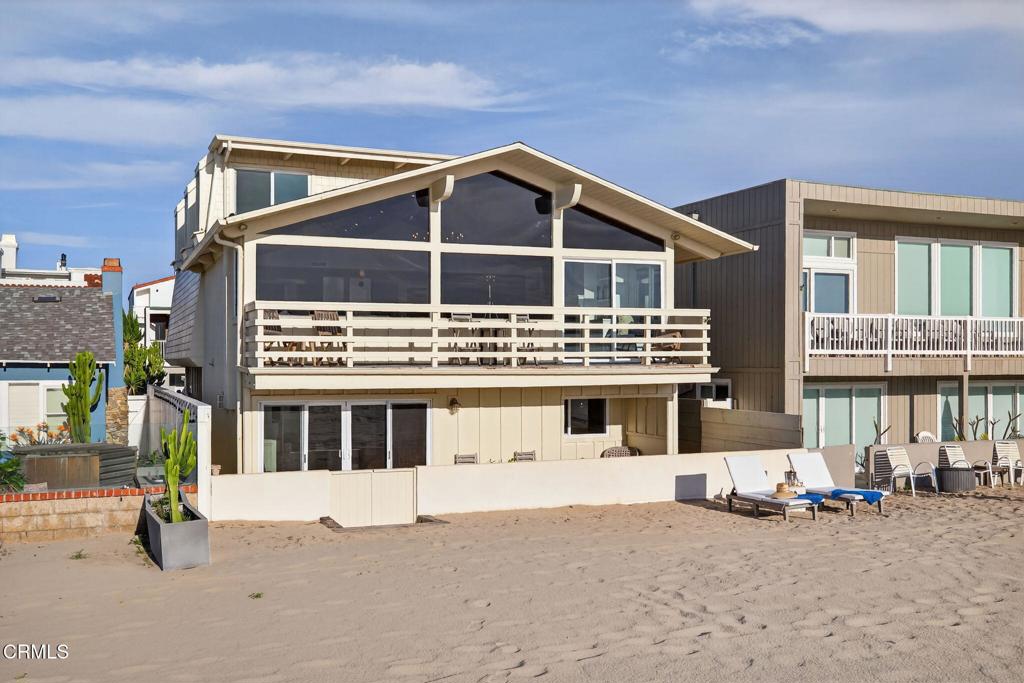 Oxnard, California, 93035, United States, 3 Bedrooms Bedrooms, ,4 BathroomsBathrooms,Residential,Active,2019165
