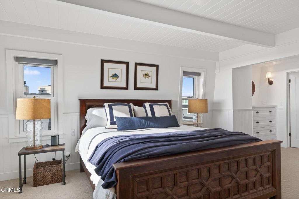 Oxnard, California, 93035, United States, 3 Bedrooms Bedrooms, ,4 BathroomsBathrooms,Residential,Active,2019165