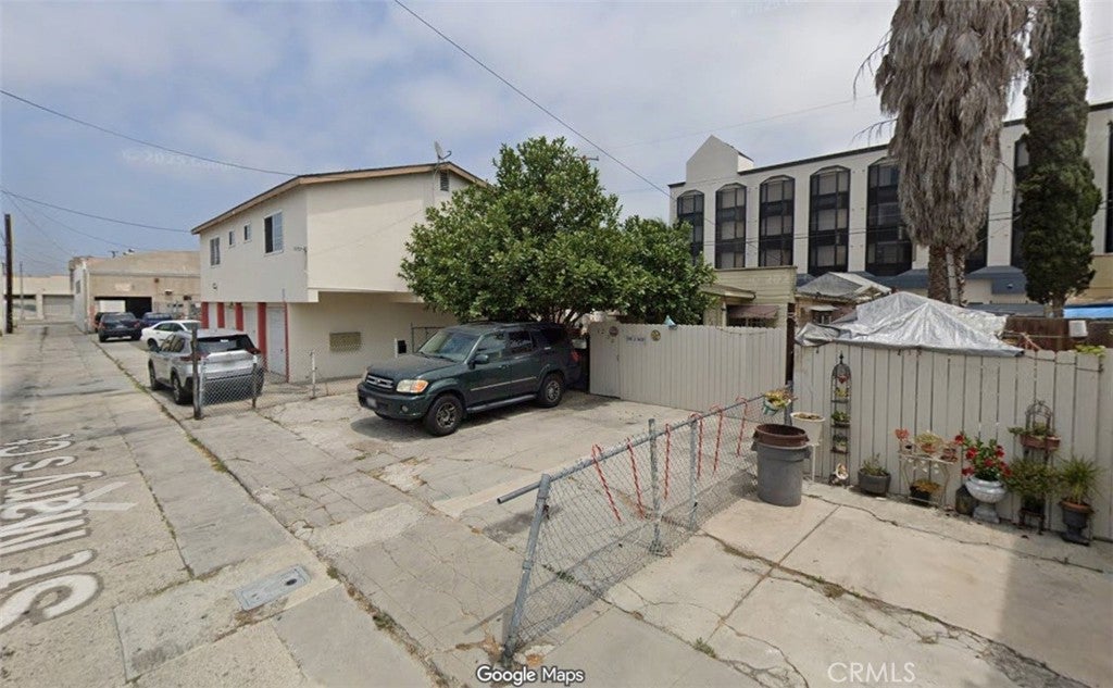 1230 N Saint Marys Court, Long Beach CA 90813
