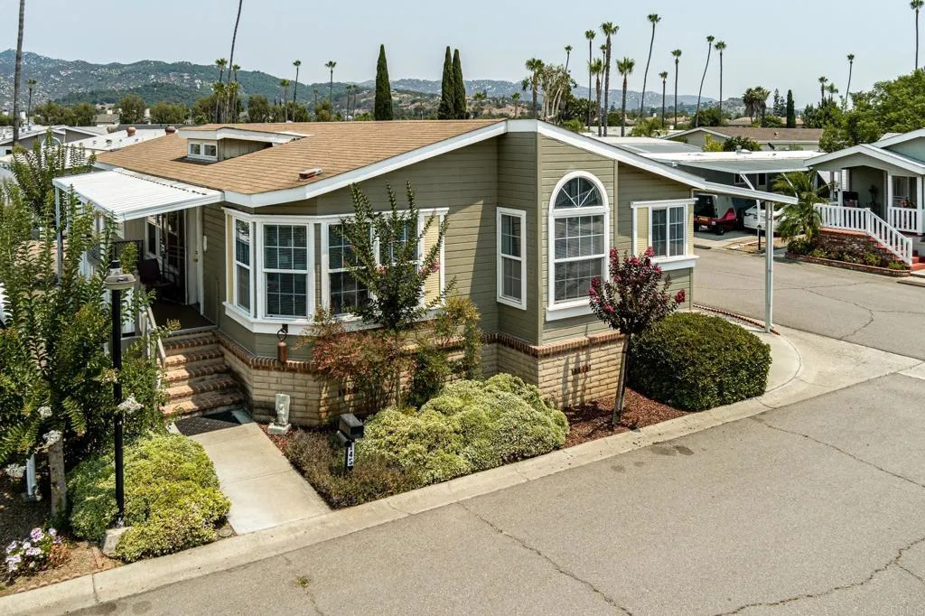 Escondido, California 92027, United States, 3 Bedrooms Bedrooms, ,2 BathroomsBathrooms,Residential,Active,189615