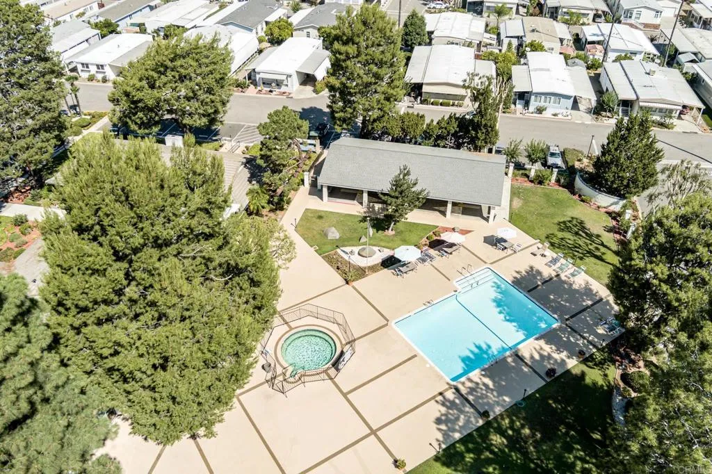 Escondido, California 92027, United States, 3 Bedrooms Bedrooms, ,2 BathroomsBathrooms,Residential,Active,189615