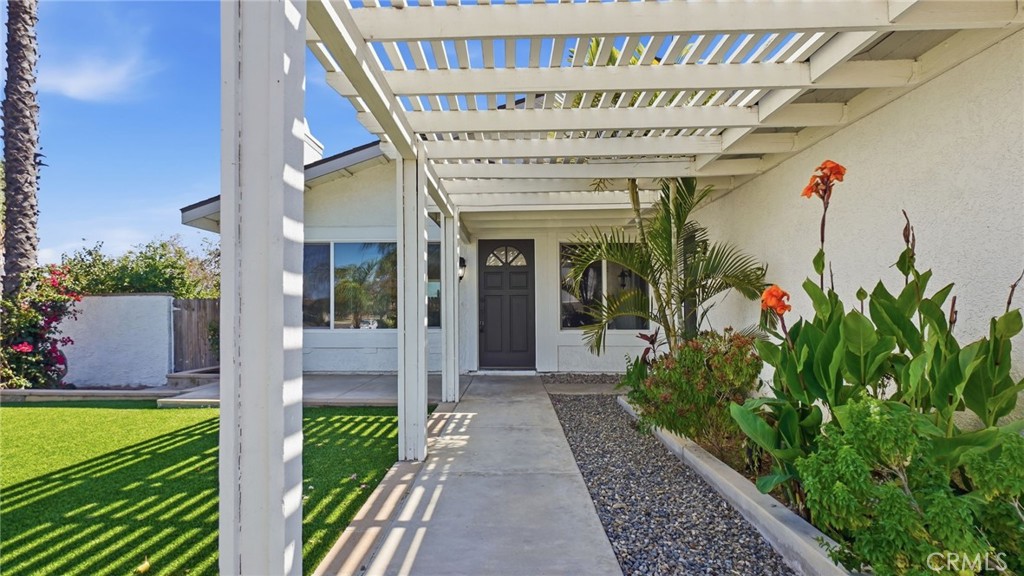 1138 Creekside