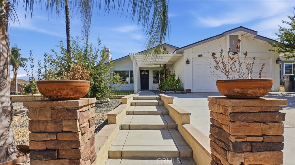 1138 Creekside