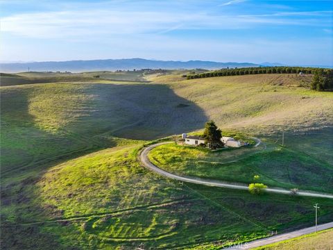 Tiny photo for 7491 Kingsbury Road Rd, Templeton, CA 93465 (MLS # NS26053913)