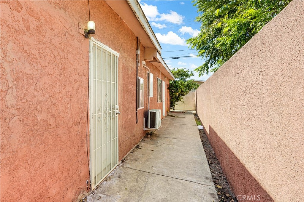 909 Galemont
