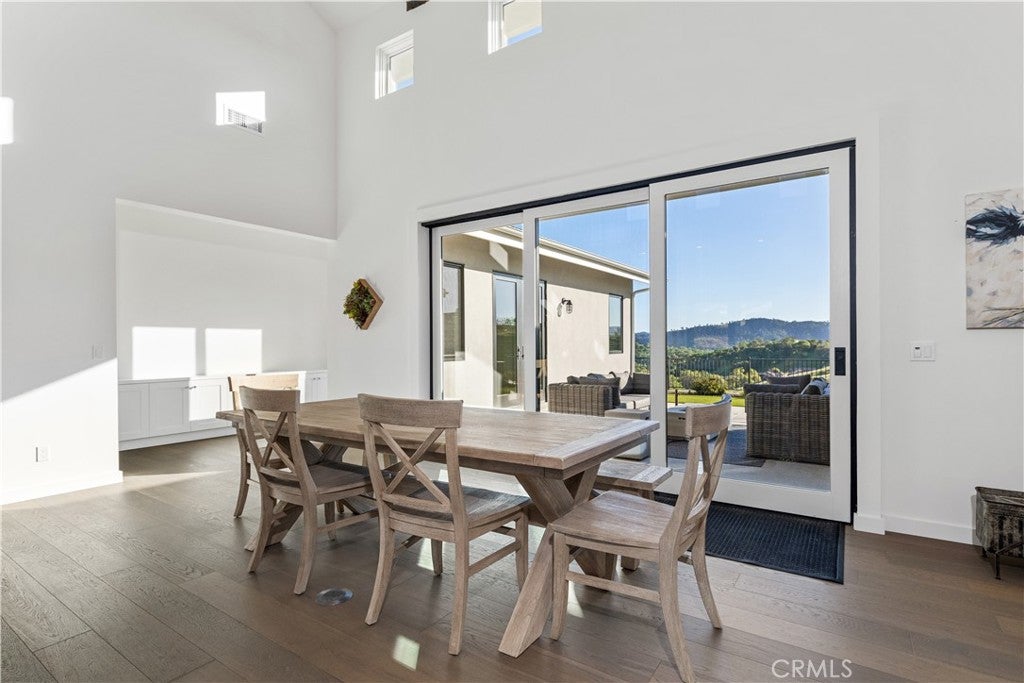 Paso Robles, California, 93446, United States, 4 Bedrooms Bedrooms, ,4 BathroomsBathrooms,Residential,Active,2027326