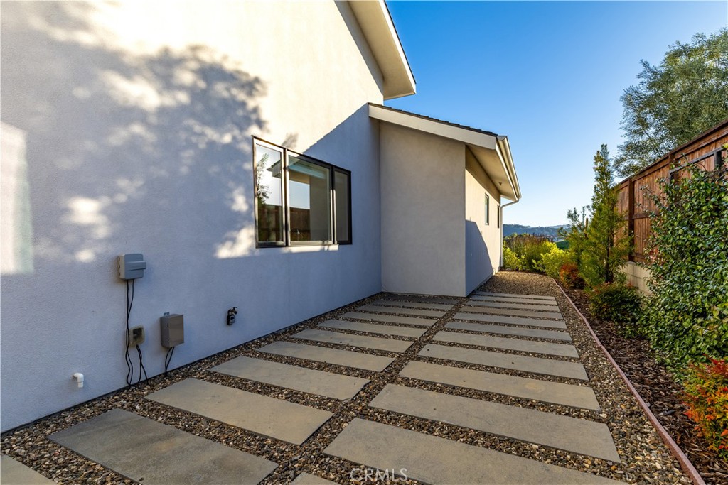 Paso Robles, California, 93446, United States, 4 Bedrooms Bedrooms, ,4 BathroomsBathrooms,Residential,Active,2027326
