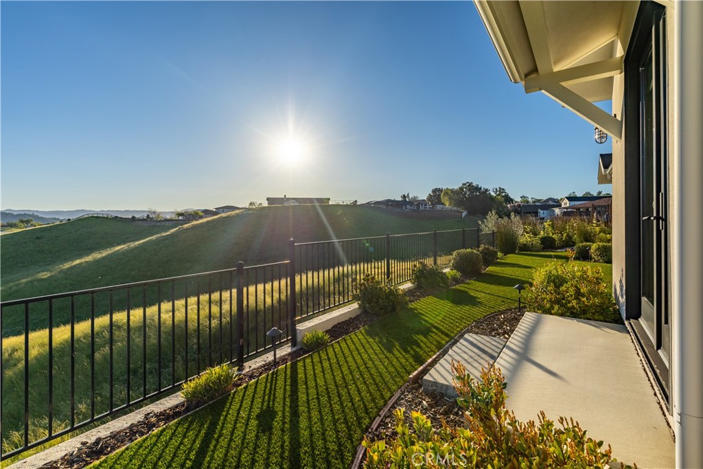 Paso Robles, California, 93446, United States, 4 Bedrooms Bedrooms, ,4 BathroomsBathrooms,Residential,Active,2027326