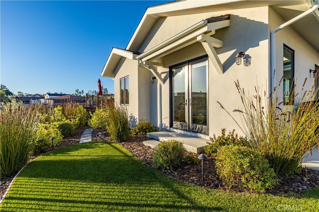 Paso Robles, California, 93446, United States, 4 Bedrooms Bedrooms, ,4 BathroomsBathrooms,Residential,Active,2027326
