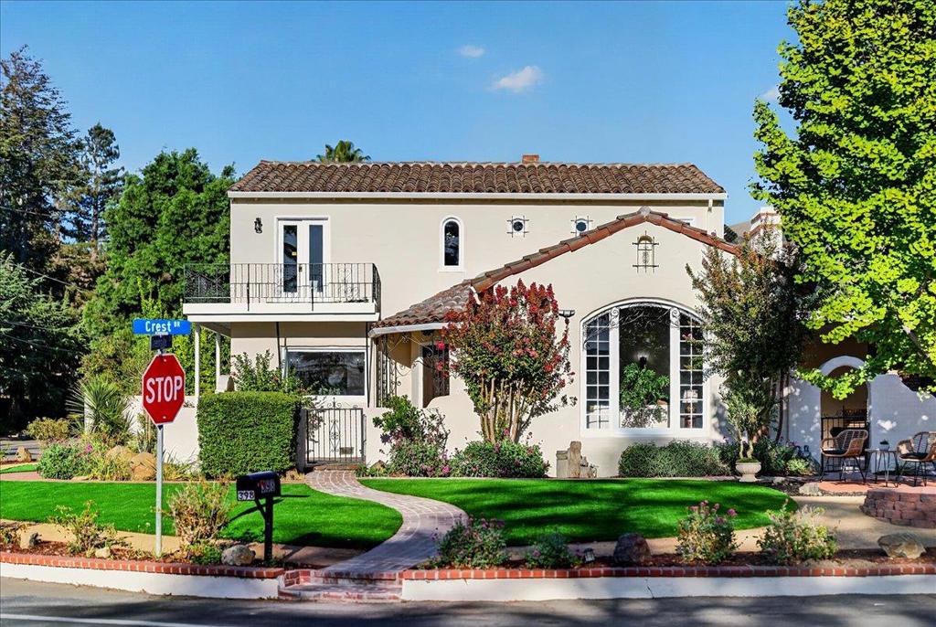 398 Crest Drive