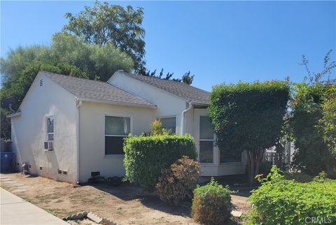 17638 Welby Way Lake Balboa CA 91406