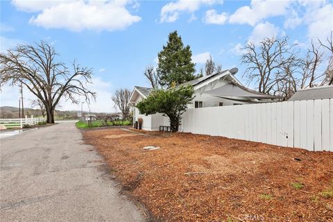 Tiny photo for 17480 Pine Ave, Atascadero, CA 93422 (MLS # NS26033299)