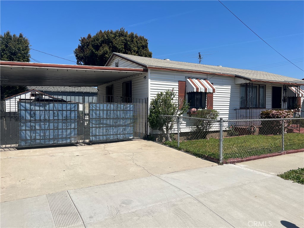 4441 W 145th