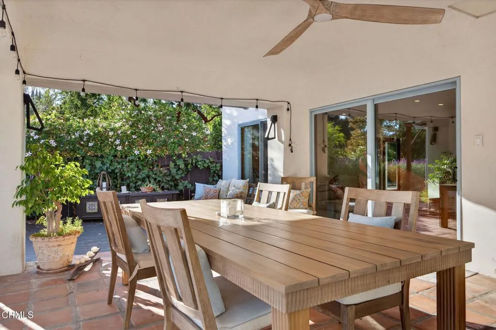 Ojai, California 93023, United States, 4 Bedrooms Bedrooms, ,5 BathroomsBathrooms,Residential,Active,221268