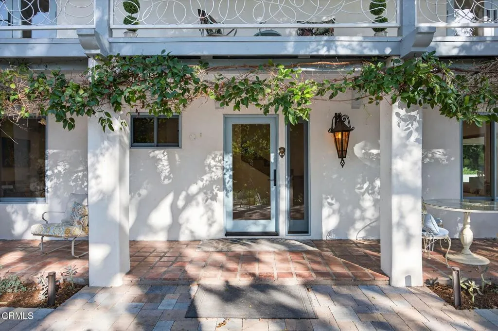 Ojai, California 93023, United States, 4 Bedrooms Bedrooms, ,5 BathroomsBathrooms,Residential,Active,221268