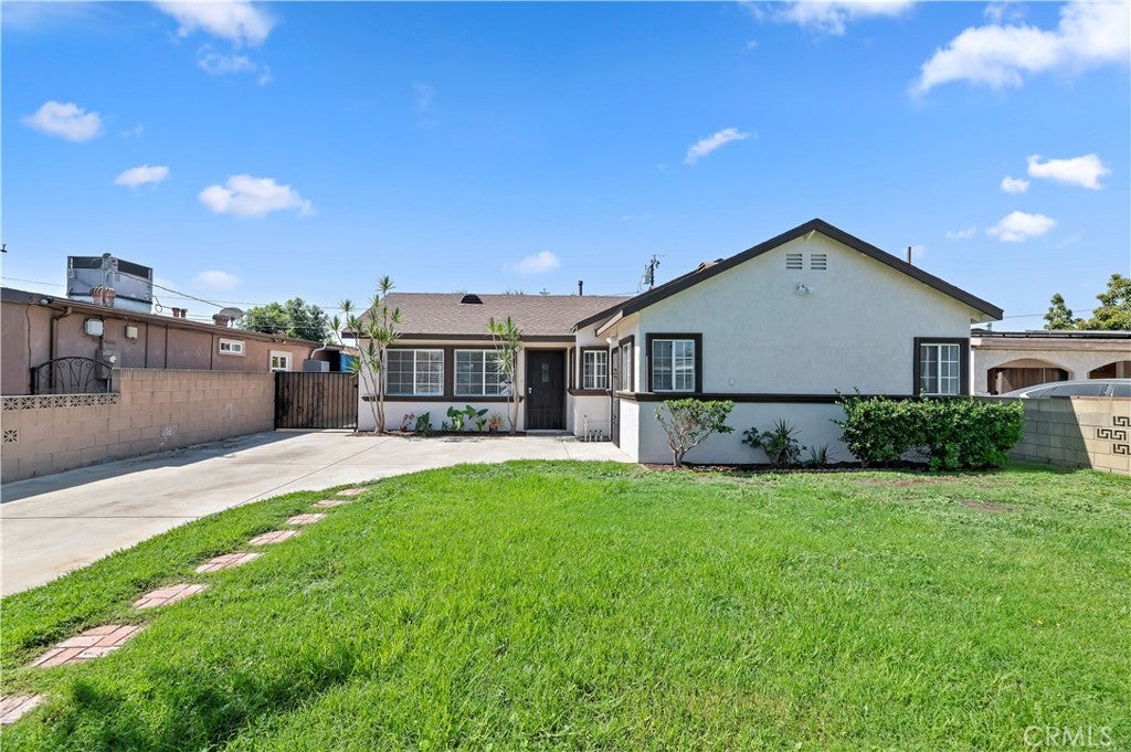10152 Alpaca Street