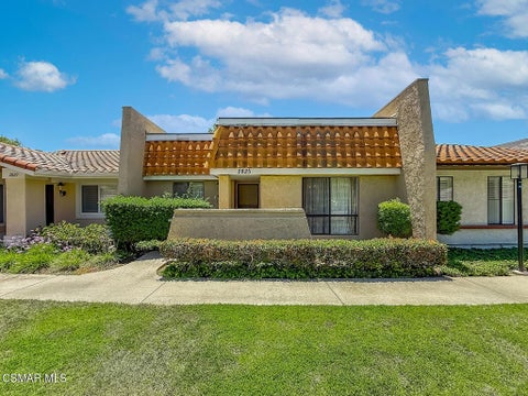 Photo of 2825 Shoreview Circle, Westlake Village, CA 91361 (MLS # 226002800)