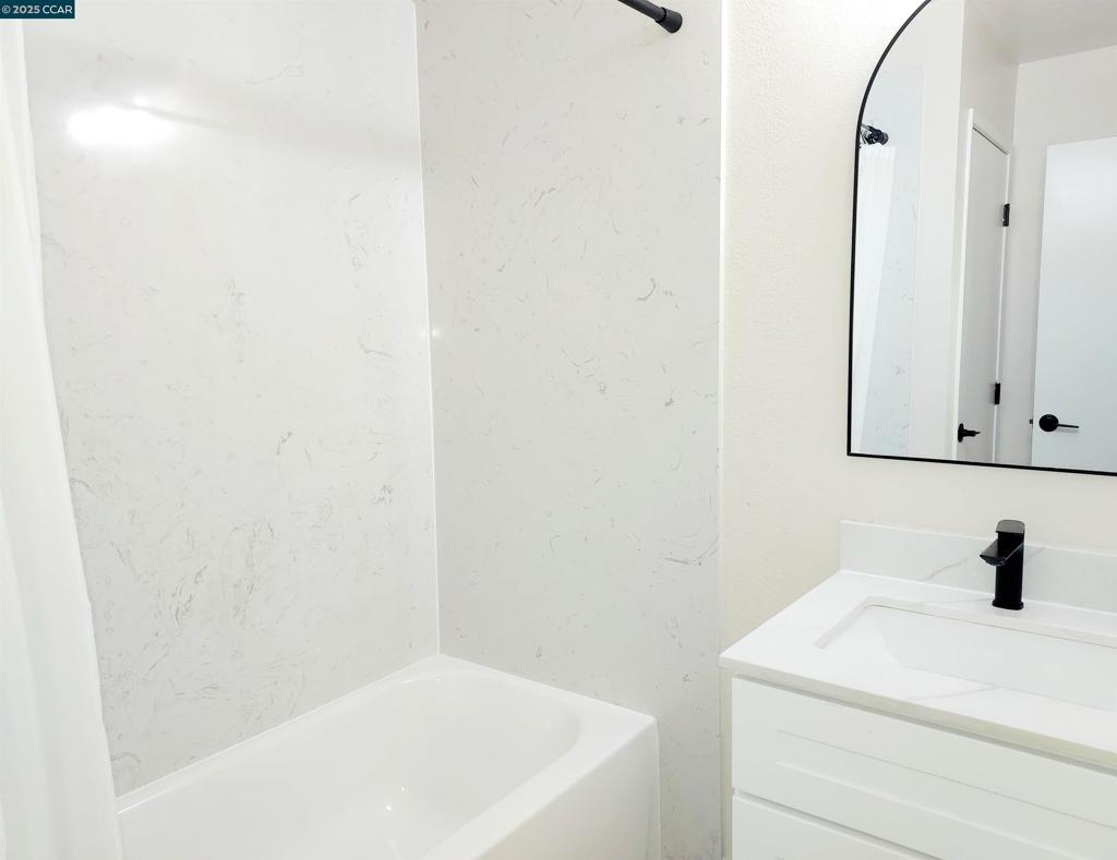 BANCROFT VILLAGE - Residential