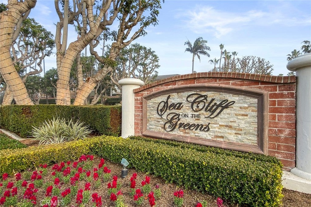 19256 Seabrook Lane, Huntington Beach CA 92648 - Photo 38