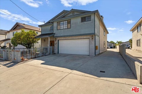 Photo of Hawthorne, CA 90250 (MLS # 26104484)