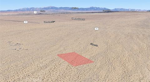 Photo of 4626512 Helendale, Helendale, CA 92342 (MLS # SN25242402)