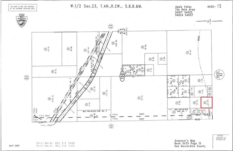 APN: 0435-152-07-0000 Coordinates: 34.414333, -117.066722 2.5 Acres for sale in San Bernardino County. This lot is located in Apple Valley near the corner of Canyon View Rd and Santa Rosa Rd. This is a rural area of San Bernardino County, build a home or live off grid on this lot.