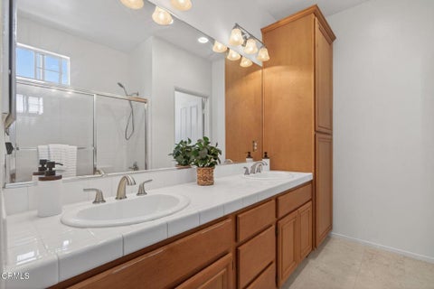Tiny photo for 2389 N Ventura Avenue, Ventura, CA 93001 (MLS # V1-37315)