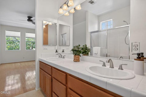 Tiny photo for 2389 N Ventura Avenue, Ventura, CA 93001 (MLS # V1-37315)