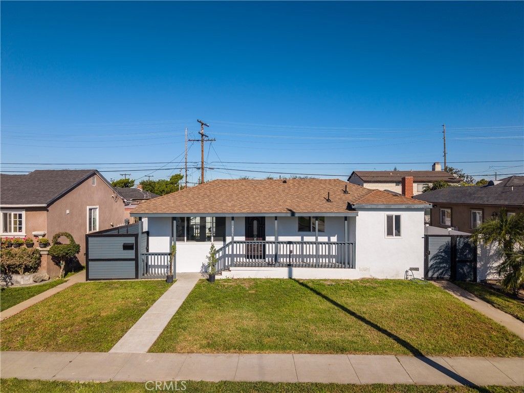 Photo of 2027 W 152nd St, Gardena, CA 90249 (MLS # DW26001367)