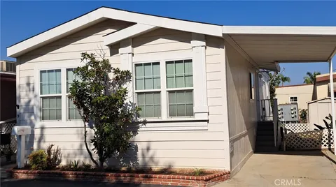 12147 Lakeland Rd Unit 9, Santa Fe Springs, CA 90670 - MLS#: PW25101129