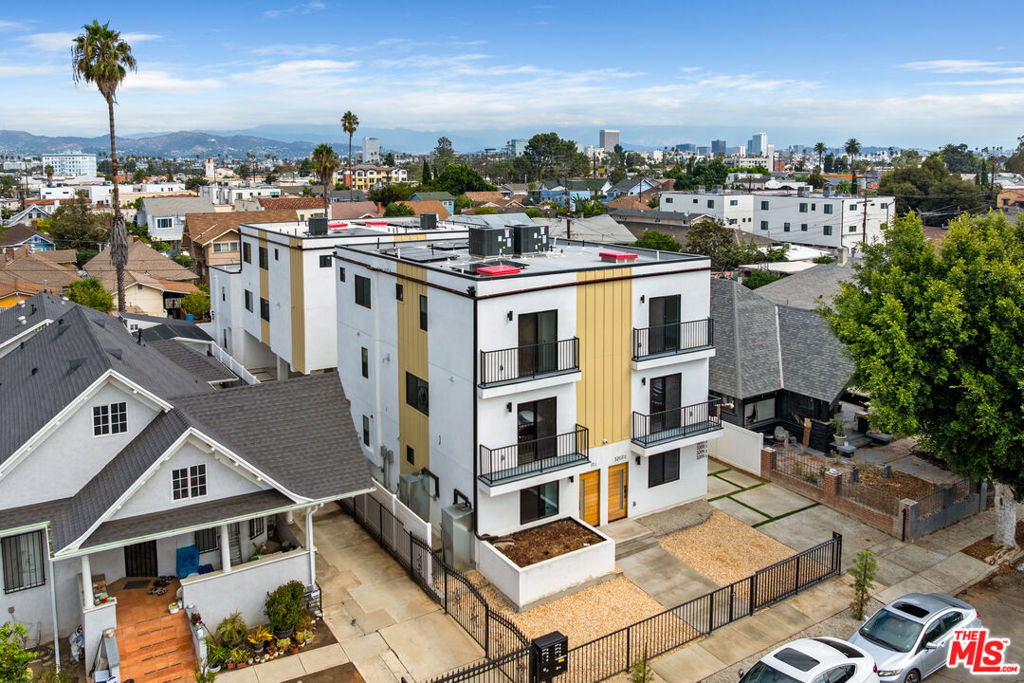 Stunning, 2025 Brand NEW construction. Be the first to live here. Everything is NEW, fridge, stove, washer and dryer. Central A/C. Non Smoking units, Easy access to 10 and 101 freeway. Excellent location 6 miles to Downtown LA, 6 miles to Beverly Hills, less than 10 minutes to Korea Town, Hancock Park and 20 minutes to Hollywood. Shopping, dinning, public transportation and Schools. Be here at home when others are still driving. These are BIG units, each bedroom has it's own inside FULL BATHROOM for privacy and comfort. Tenant pays for water and electricity. No gas meter. Parking on a separate lease. Units are READY to move in NOW. all leases on a month to month tenancy.