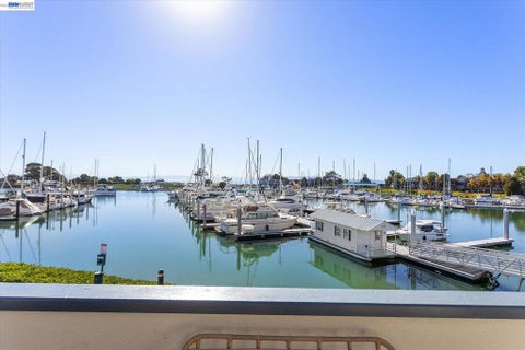 Tiny photo for 460 Cola Ballena #D, Alameda, CA 94501 (MLS # 41149669)