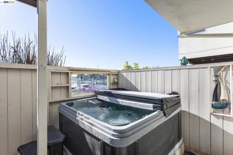 Tiny photo for 460 Cola Ballena #D, Alameda, CA 94501 (MLS # 41149669)