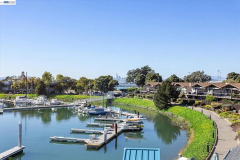 Tiny photo for 460 Cola Ballena #D, Alameda, CA 94501 (MLS # 41149669)