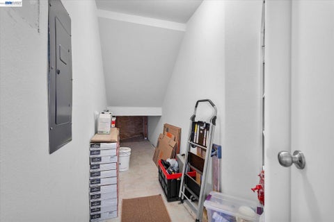 Tiny photo for 460 Cola Ballena #D, Alameda, CA 94501 (MLS # 41149669)