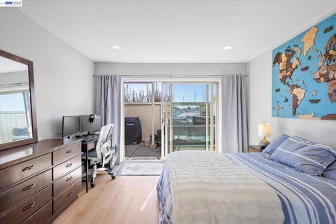 Tiny photo for 460 Cola Ballena #D, Alameda, CA 94501 (MLS # 41149669)