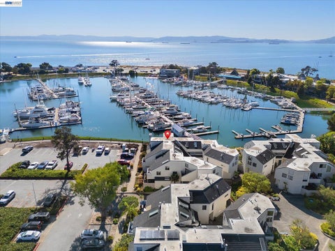 Tiny photo for 460 Cola Ballena #D, Alameda, CA 94501 (MLS # 41149669)