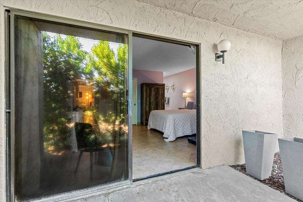 Palm Springs C.C. - Residential